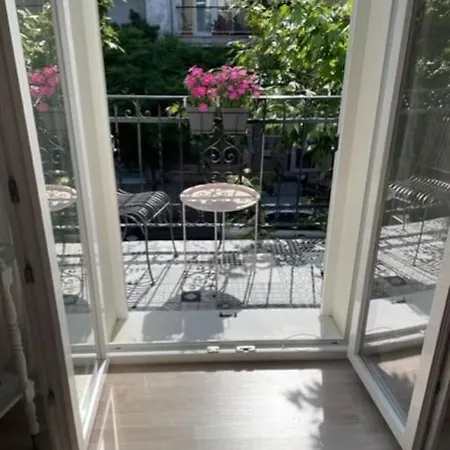 Bright & Spacious Apartment Near City Center. Thessaloniki Exterior photo